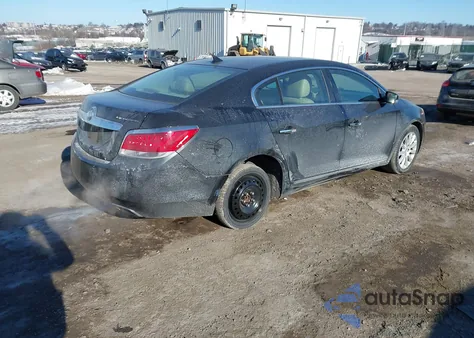 2013 Buick Lacrosse Leather Group z USA, uszkodzony, nr VIN 1G4GC5E33DF320174